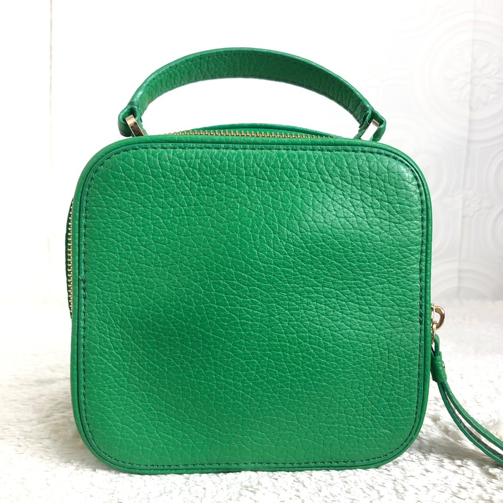 ✨SOLD✨ KATE SPADE Leather Crossbody - Picture 3 of 8